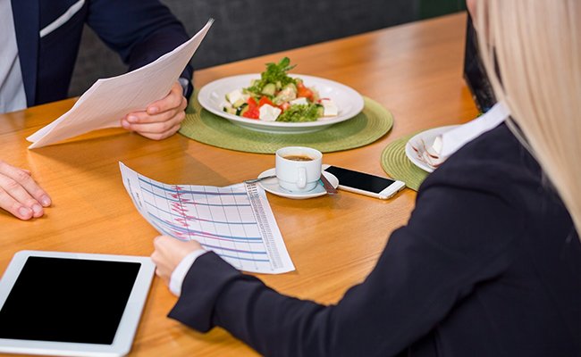 Restaurants, Retail Stores & Service Providers